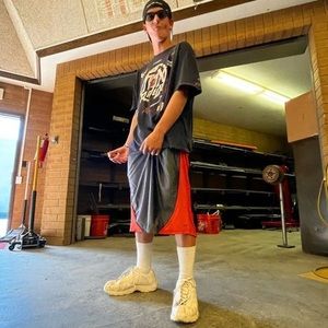 Meet your Posher, Taylor